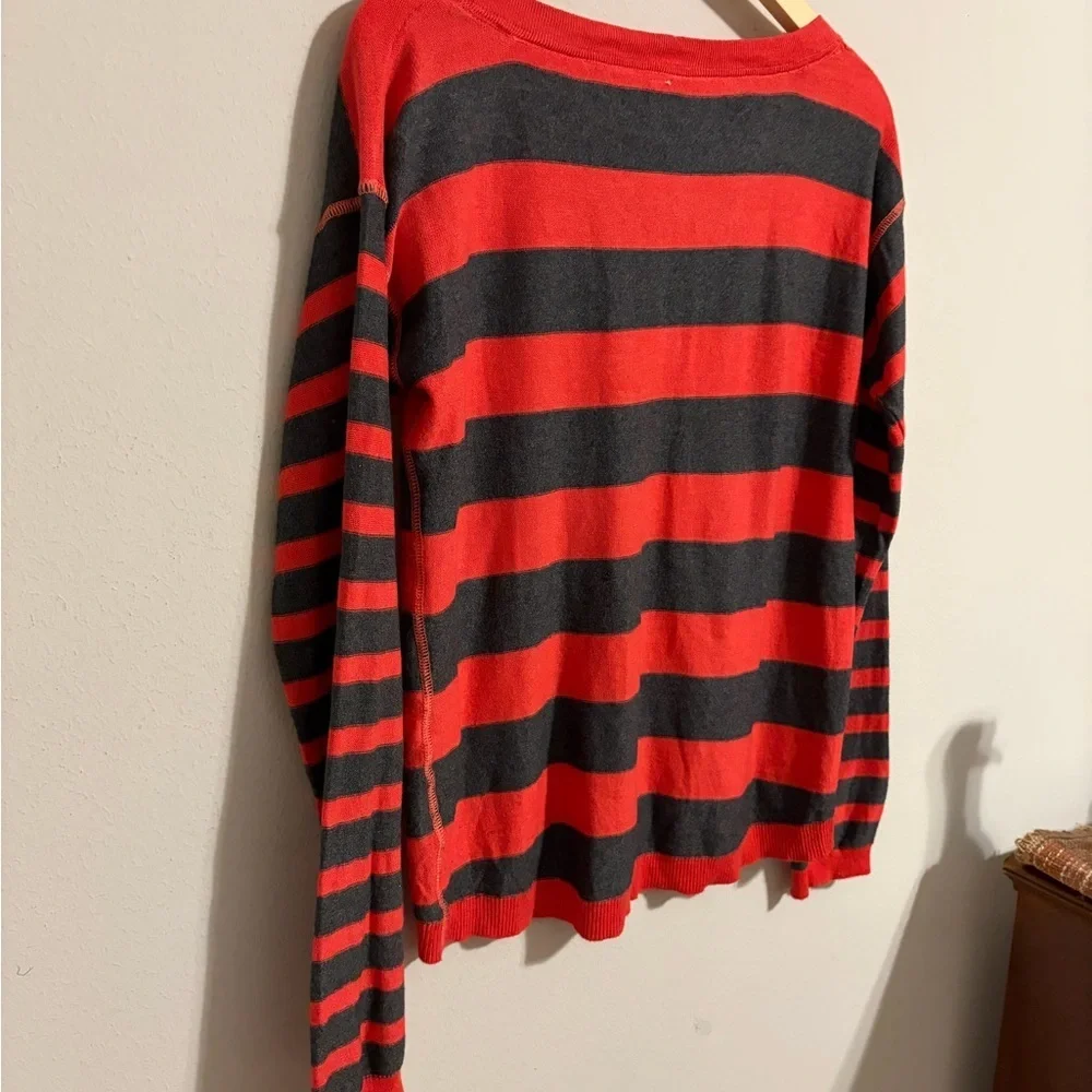 Aeropostale Red Gray Striped V-Neck Pullove Sweater Y2K Preppy Classic Medium